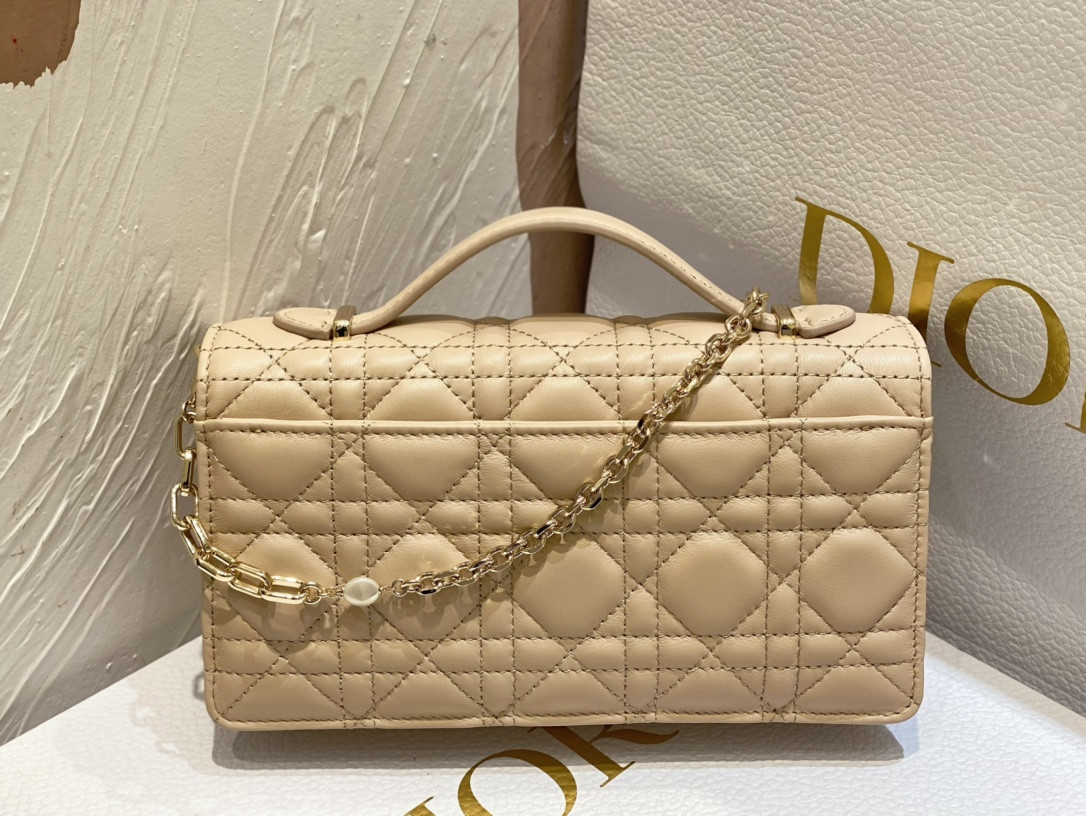 miss D*or mini handbag beige cannage woven pattern lambskin s0980onmj-m116 21 x 11.5 x 4.5 cm