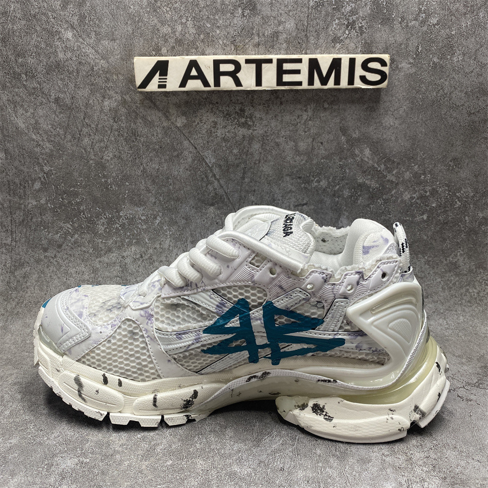 UA Runner Graffiti White Blue Runner Graffiti White Blue