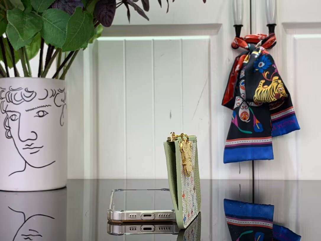 LV x TM Romy Card Holder M13800 12 x 8 x 0.8 cm