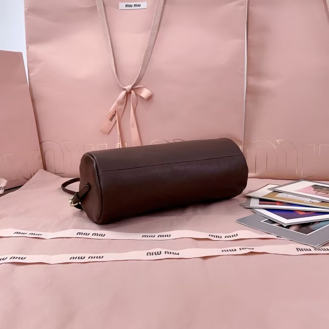 Miu Miu Nappa leather pouch 22x9x9cm