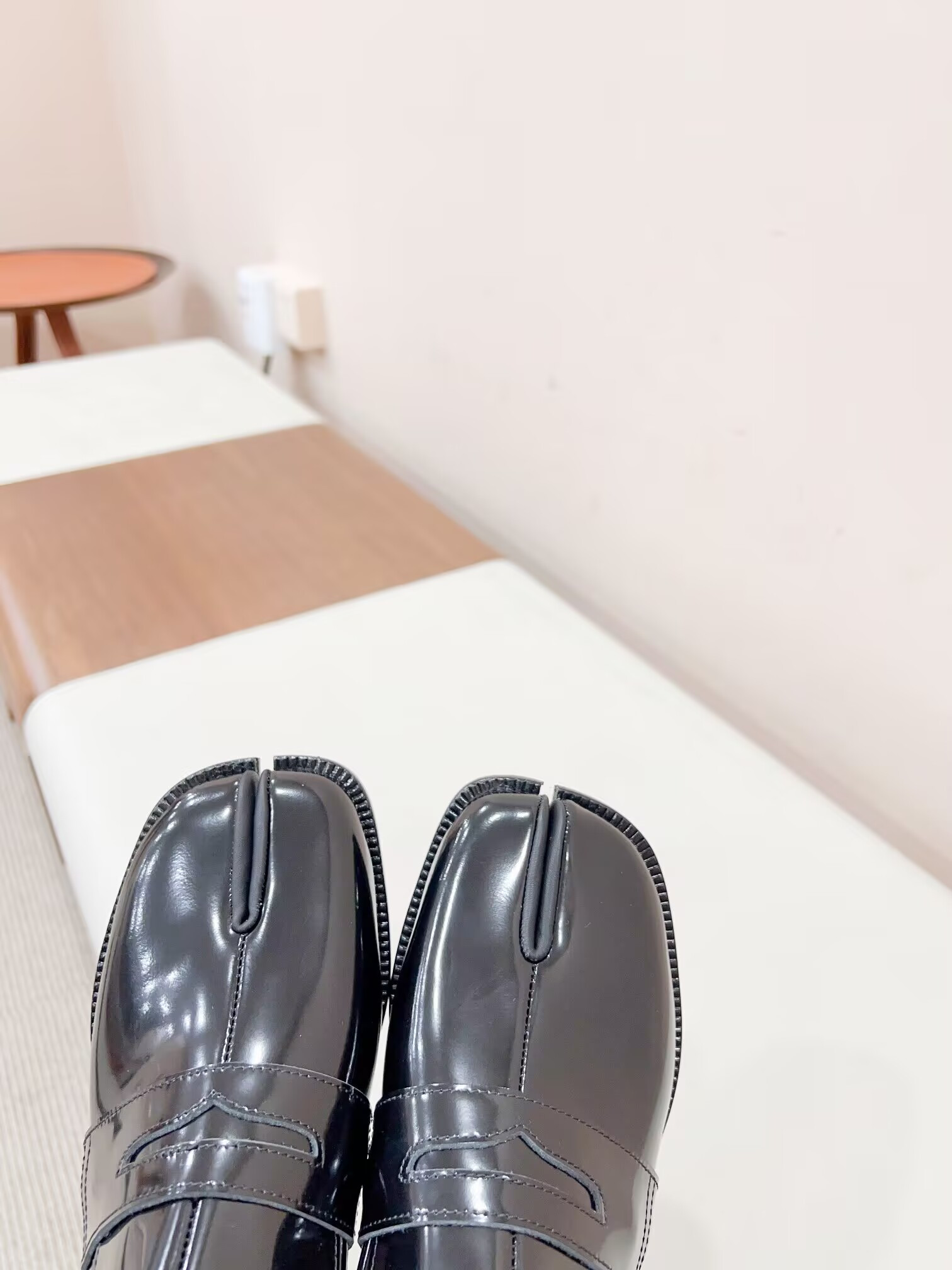 ua ma*s*n Ma*i*la tabi loafers