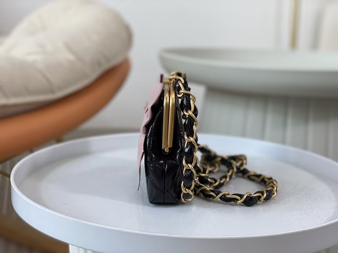 Ch*el clutch with chain 12 × 13 × 4 cm