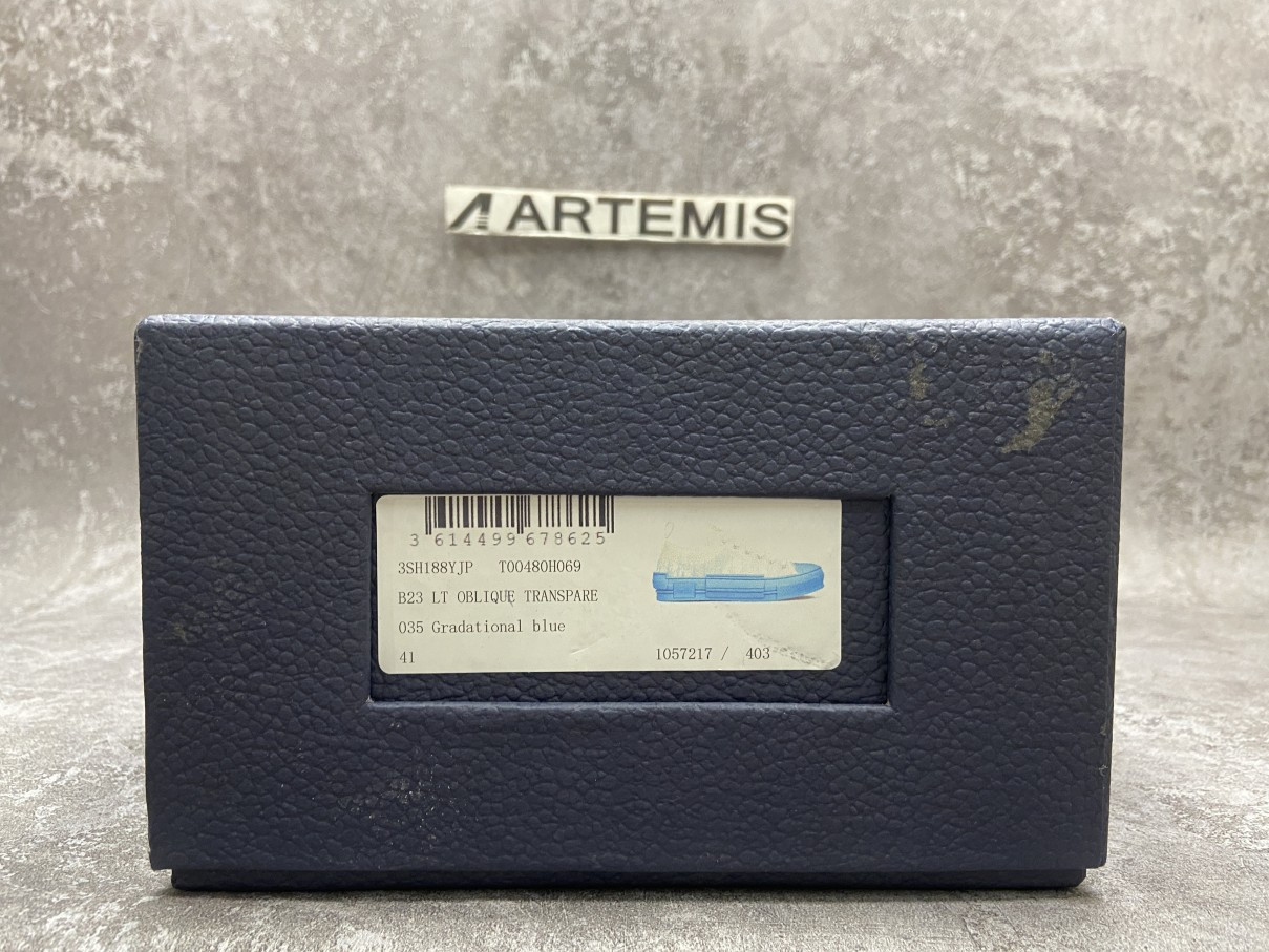 D*or b23 low top gradient blue