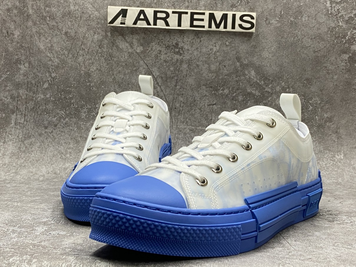 D*or b23 low top gradient blue