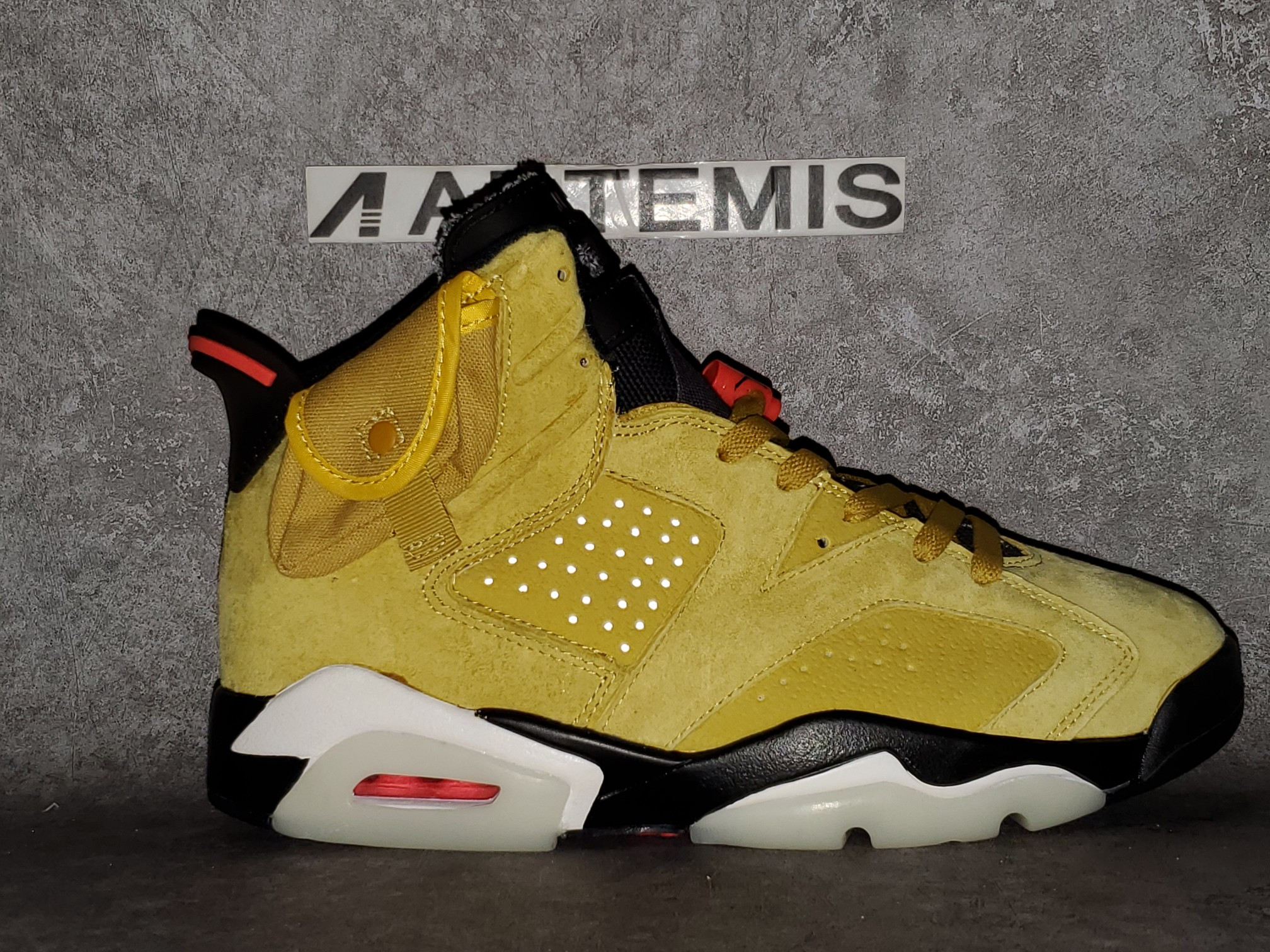 Air Jordan 6 Travis Scott X Retro Cactus Jack Yellow