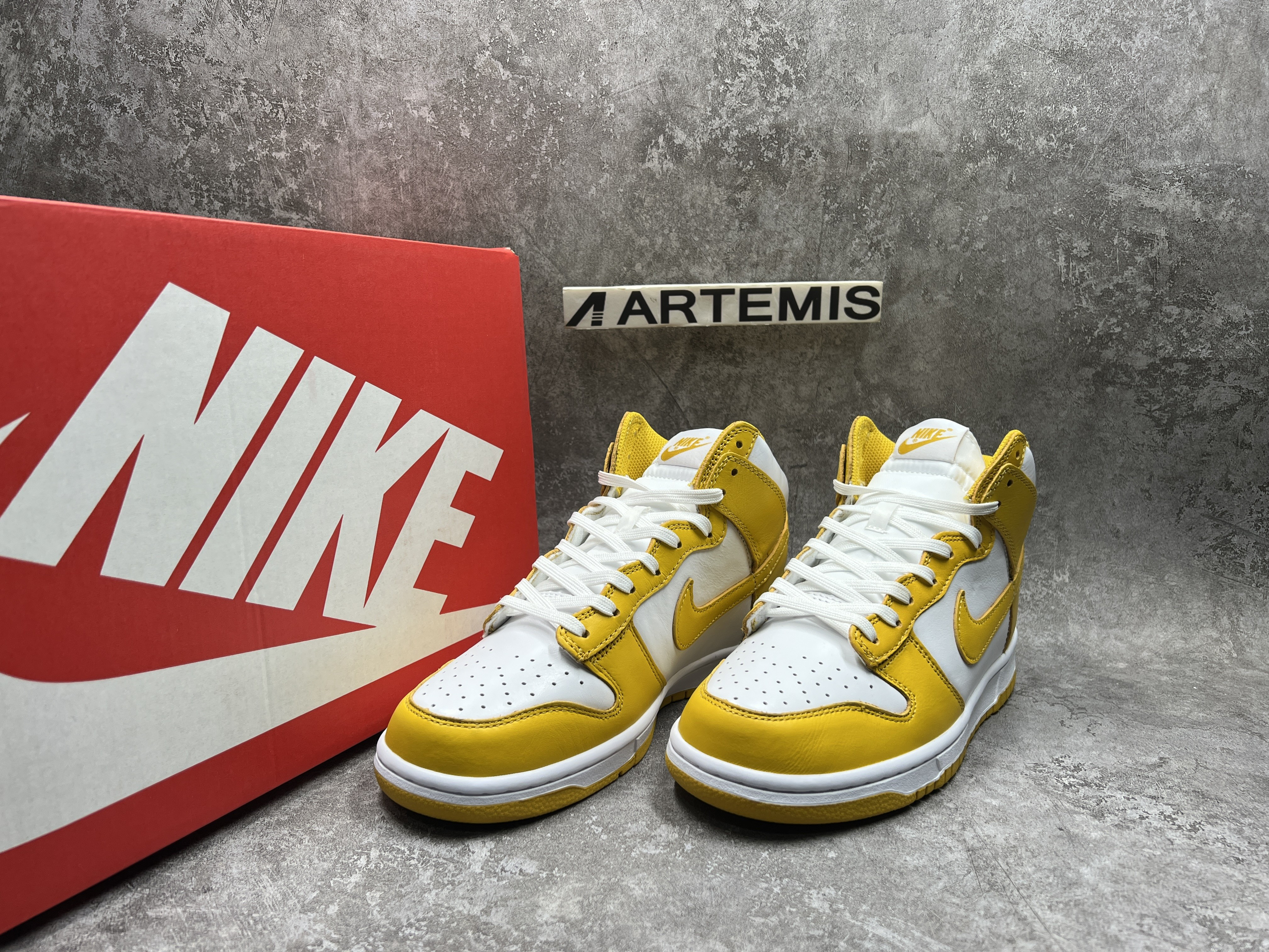 Nike Dunk High Dark Sulfur