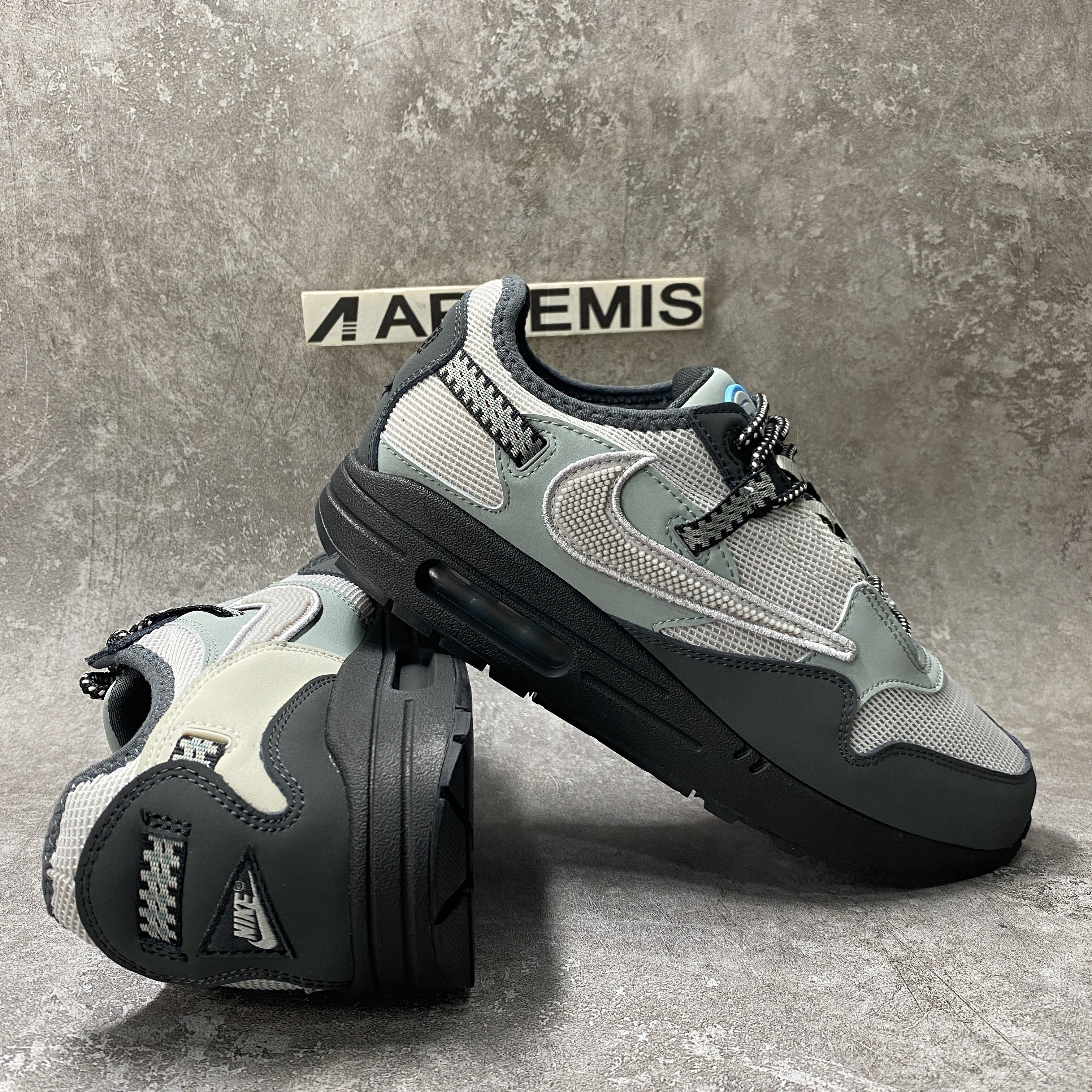 Nike Air Max 1 X Travis Scott Cave Stone