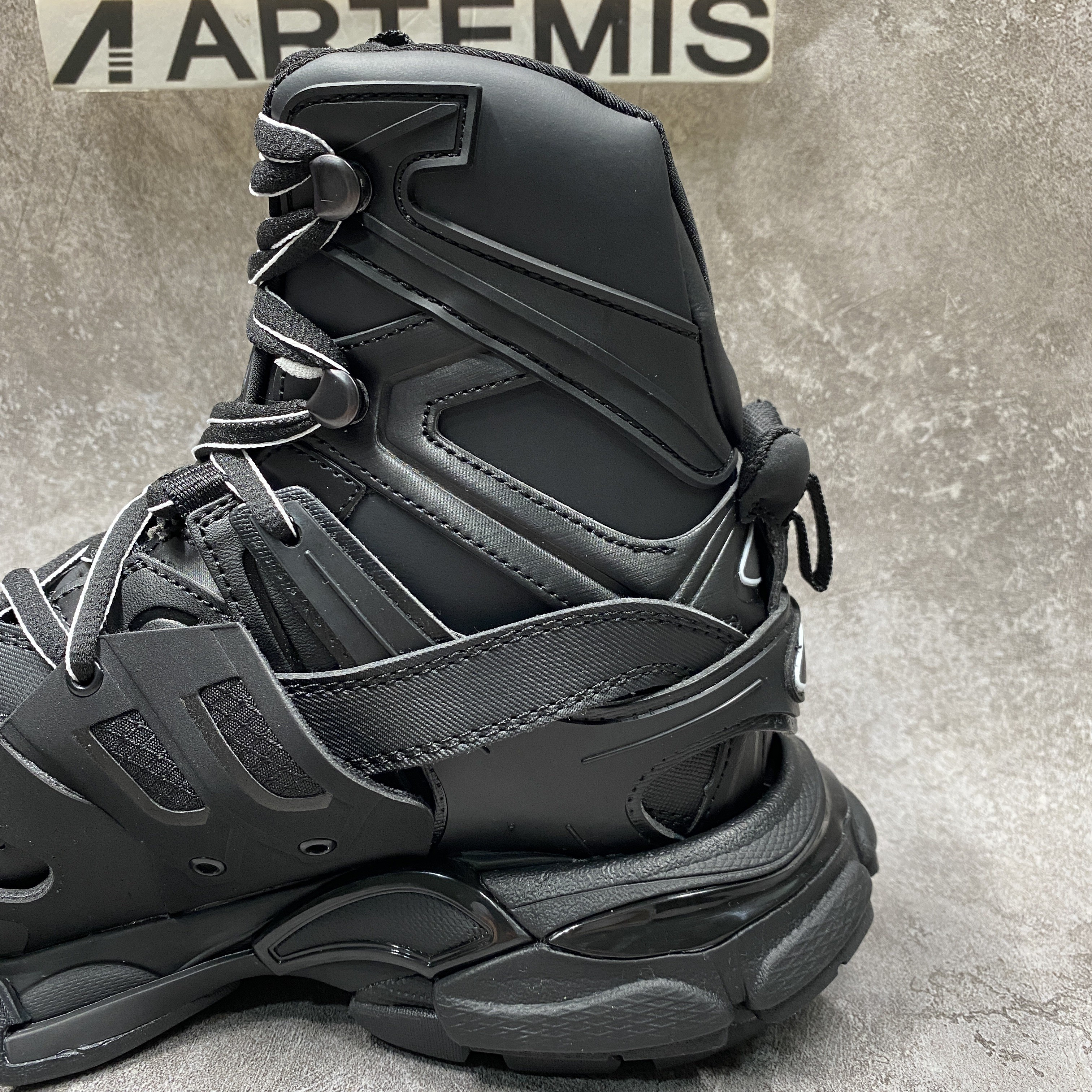 Balenciga Track Hike Black With Leather