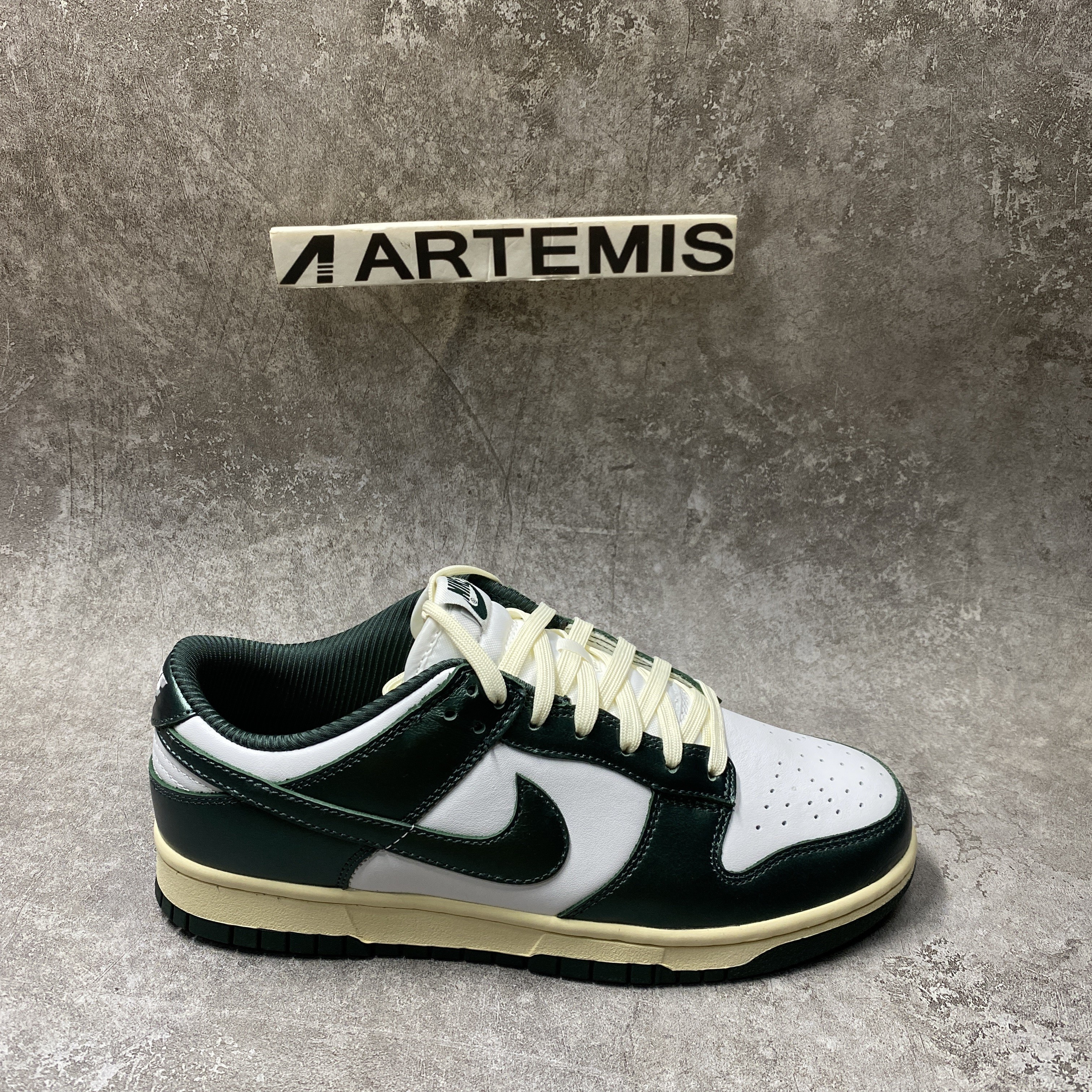 Nike Dunk Low Vintage Green