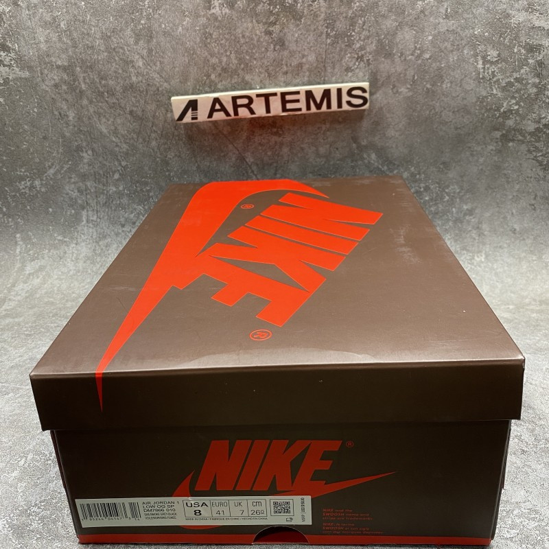 Travis Scott x Air Jordan 1 Low OG Grey Black