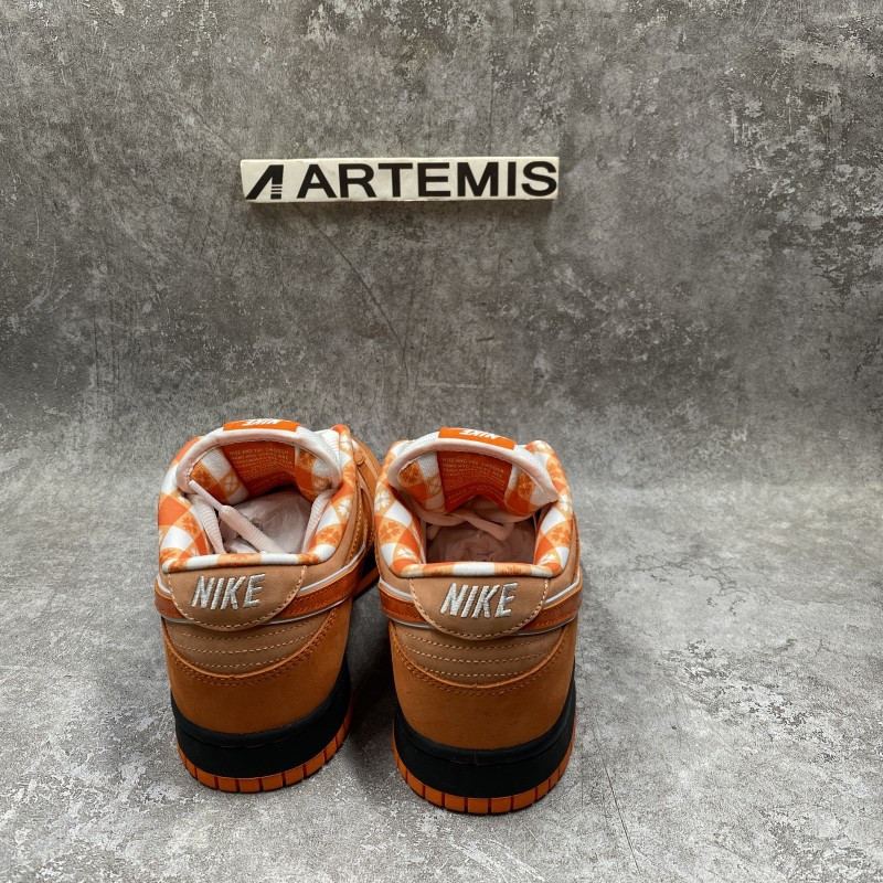 Nike SB Dunk Low Orange Lobster