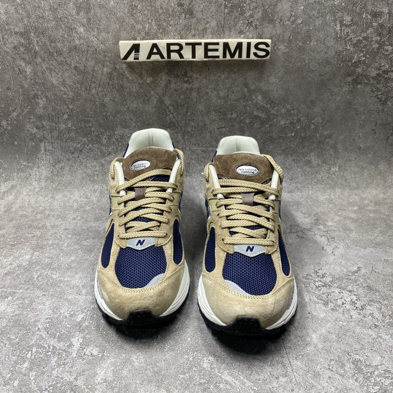 New Balance 2002R Beige Navy Blue