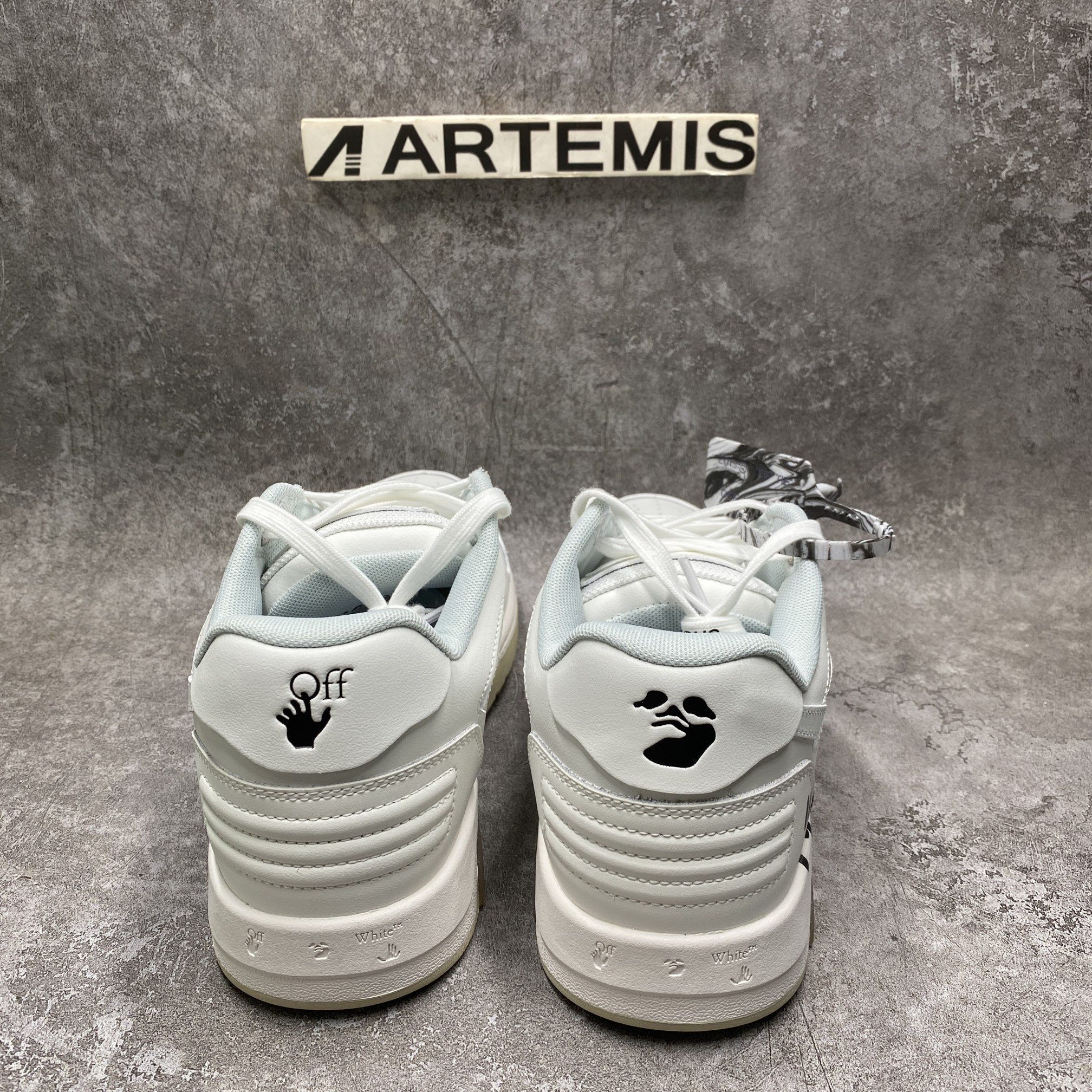 OFF-WHITE Out Of Office Leisure Sneakers Black White