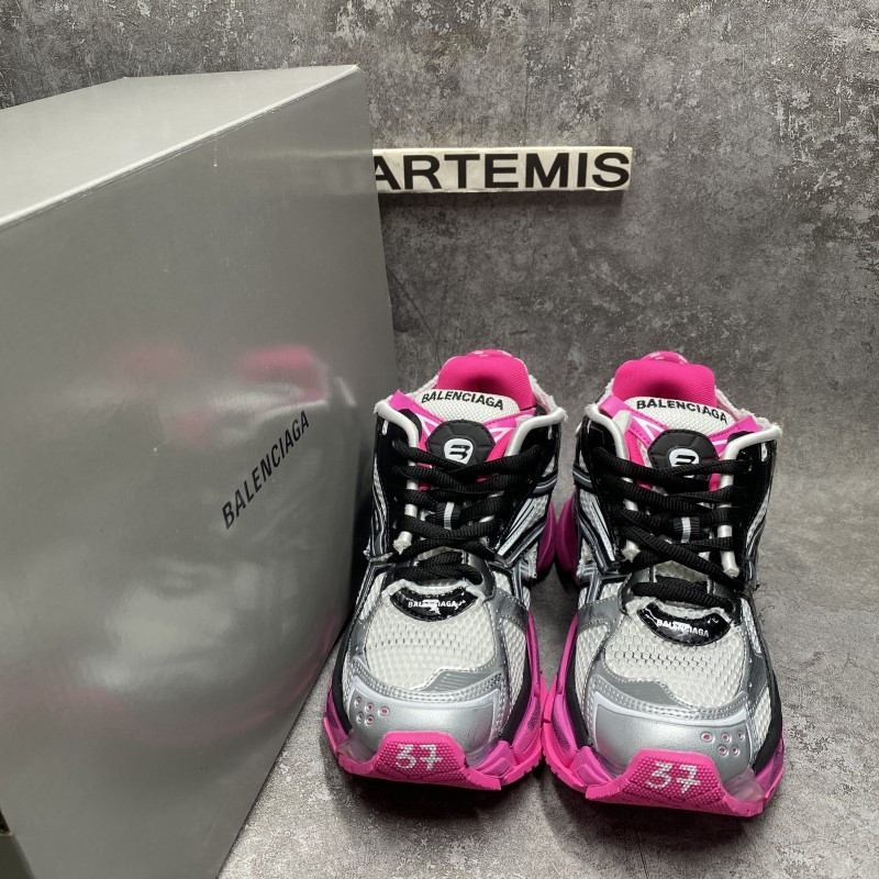 Balenciga Runner Sneakers In Silver