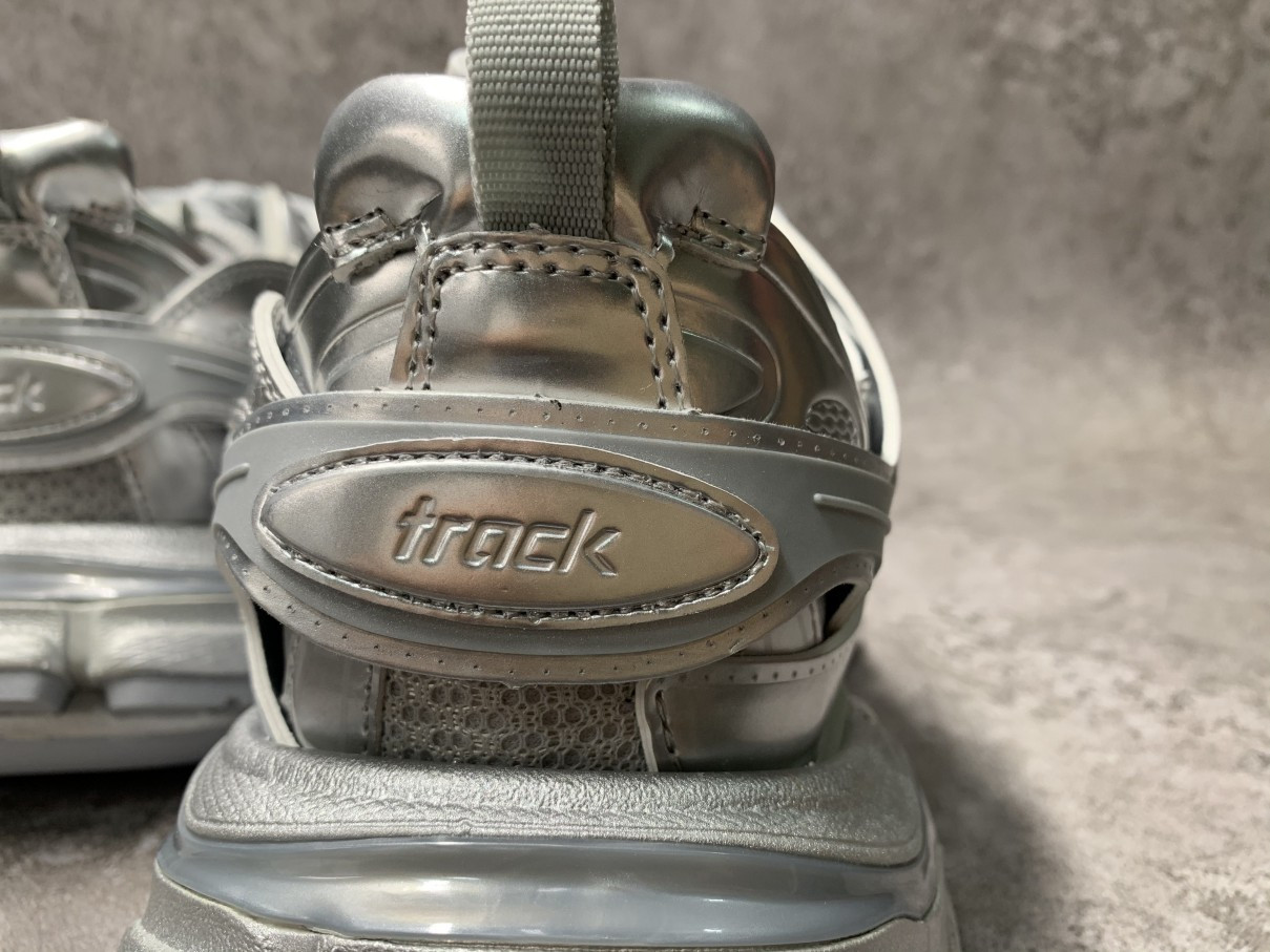 Balenciga Track Silver