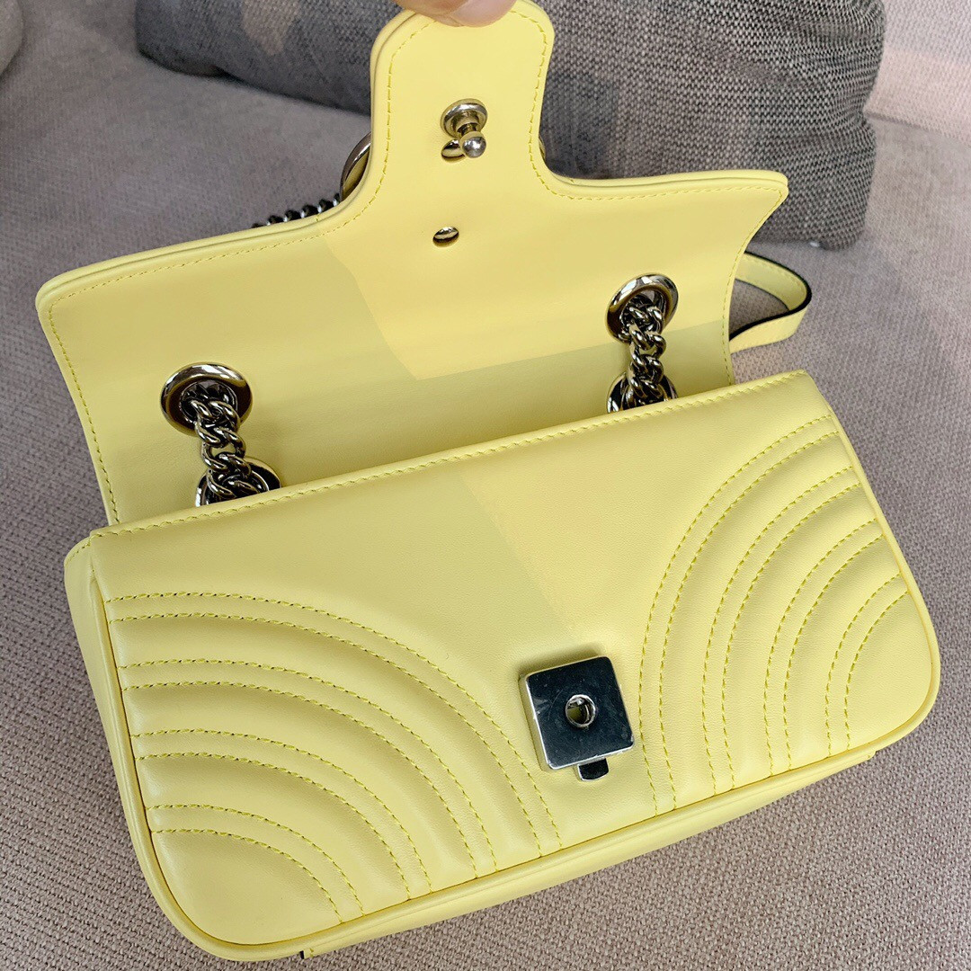 GG Marmont shoulder bag 26cm