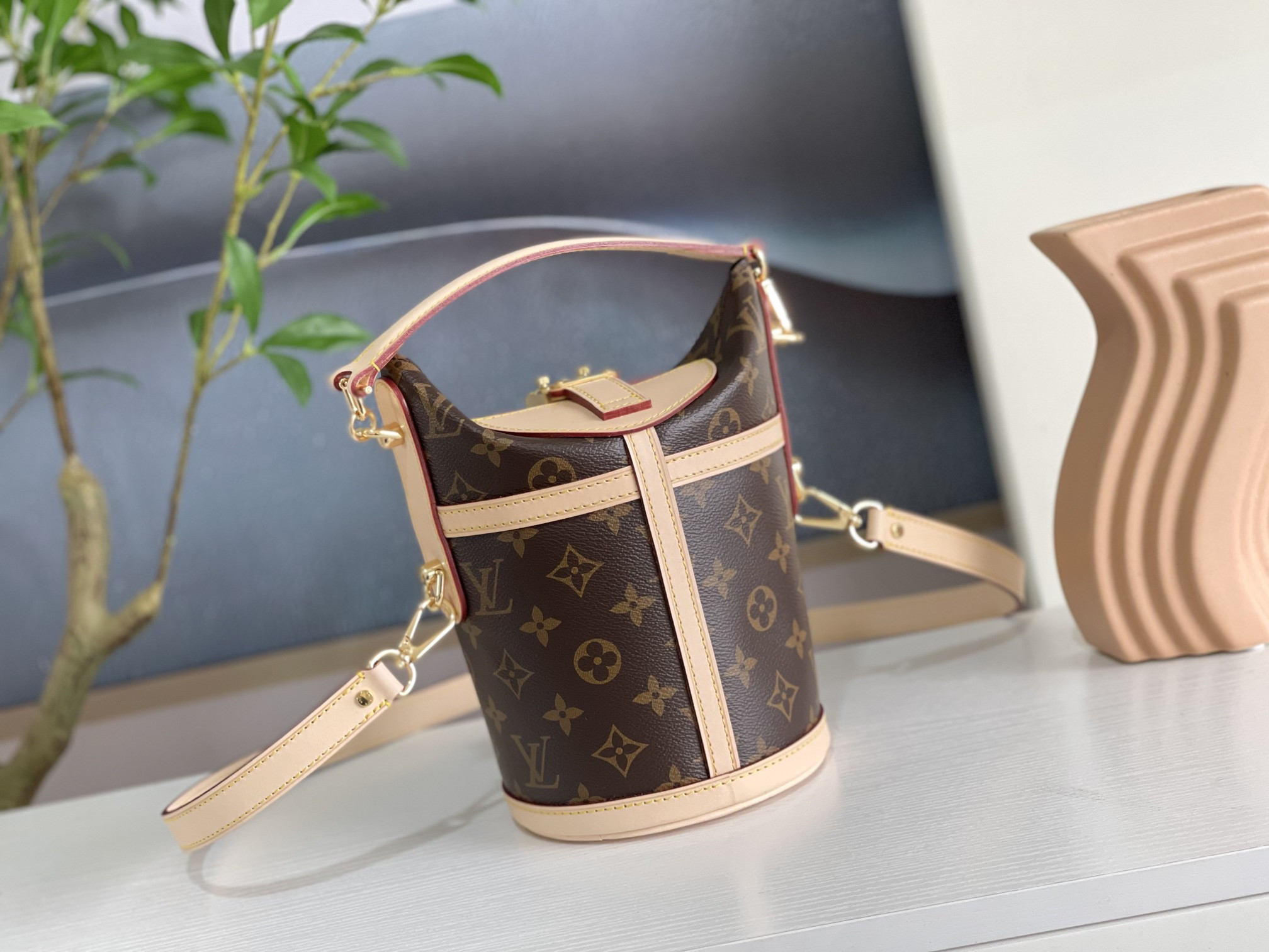 LV CANNES M43587 5.9x6.7x5.9 inches