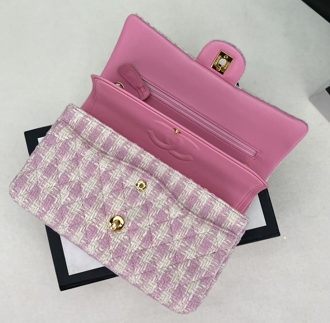 Ch*el classic 11.12 handbag tweed & gold-tone metal   6 × 9.9 × 2.5 in