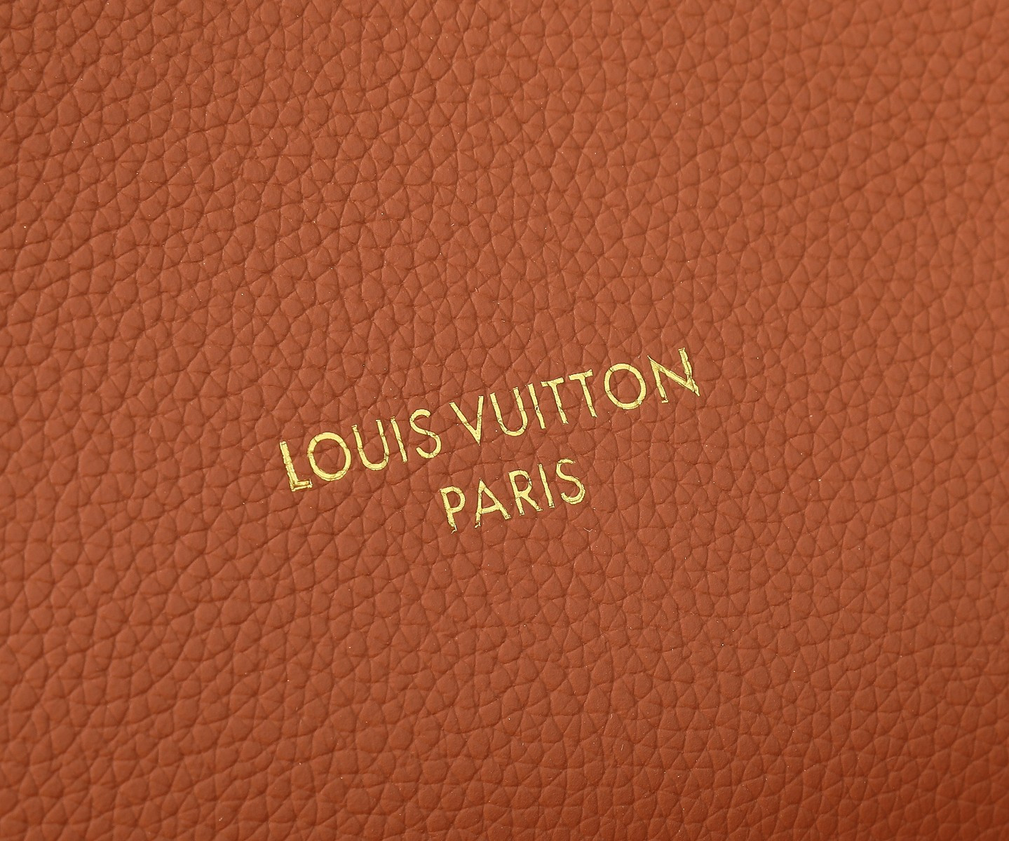 LV Low Key Hobo MM M25354 12.2 x 13.8 x 7.1 in