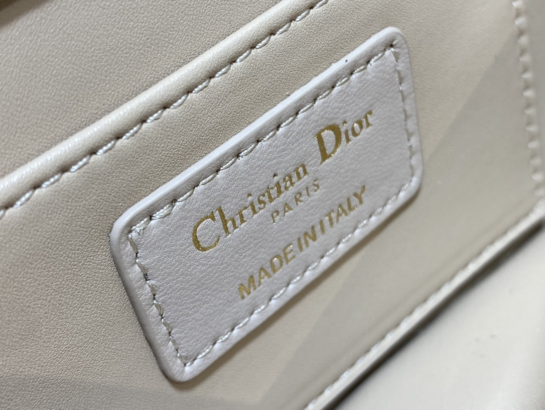 D*or small ange bag pink latte macrocannage calfskin 20 x 12 x 5 cm