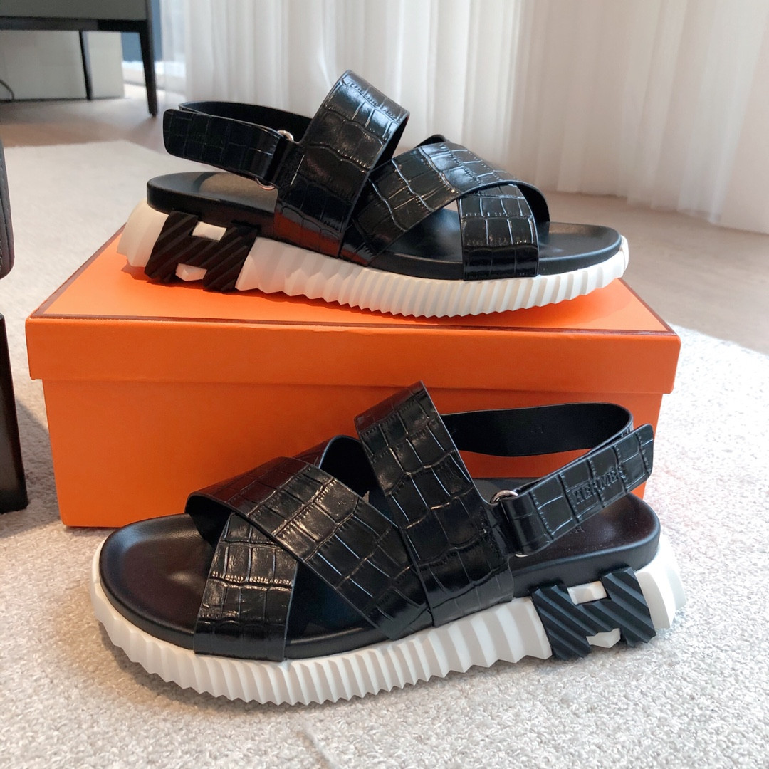 ua H**me5 electric sandal