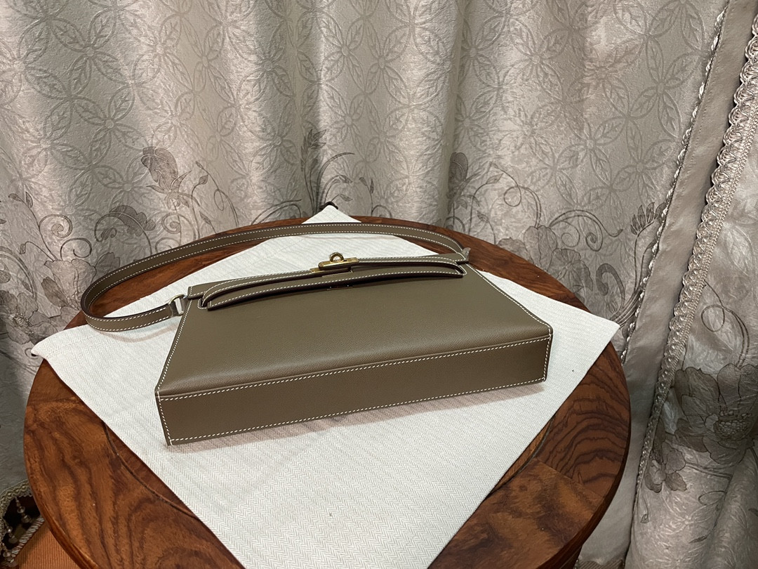 H**me5 kelly elan epsom16x27.8x4cm