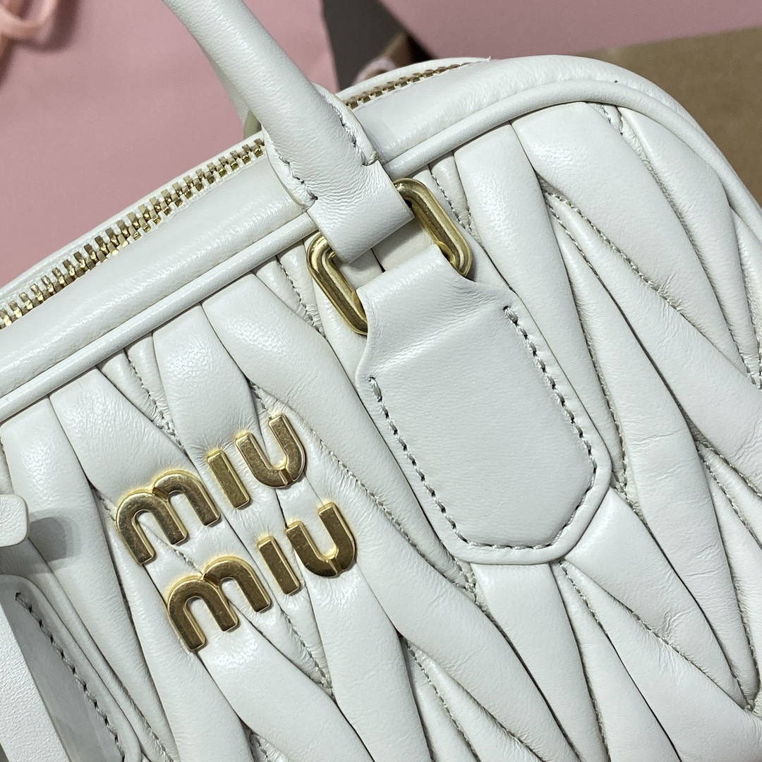 Miu Miu Arcadie matelassé nappa leather bag 13x19x6cm