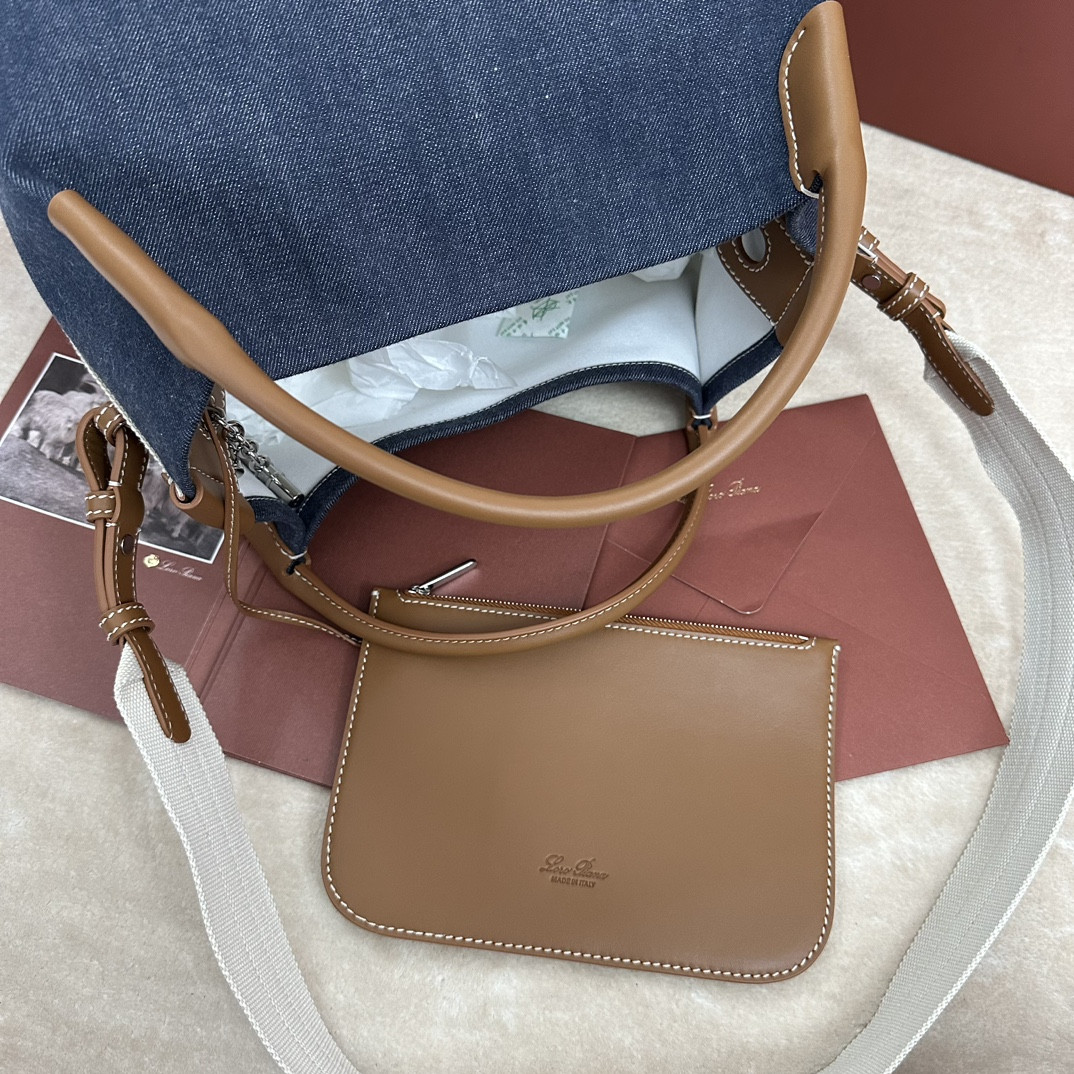 L**o p*ana large bale cotton bag 24x20x27cm