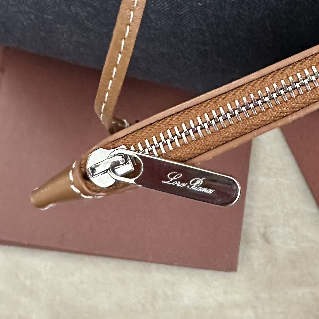 L**o p*ana large bale cotton bag 24x20x27cm