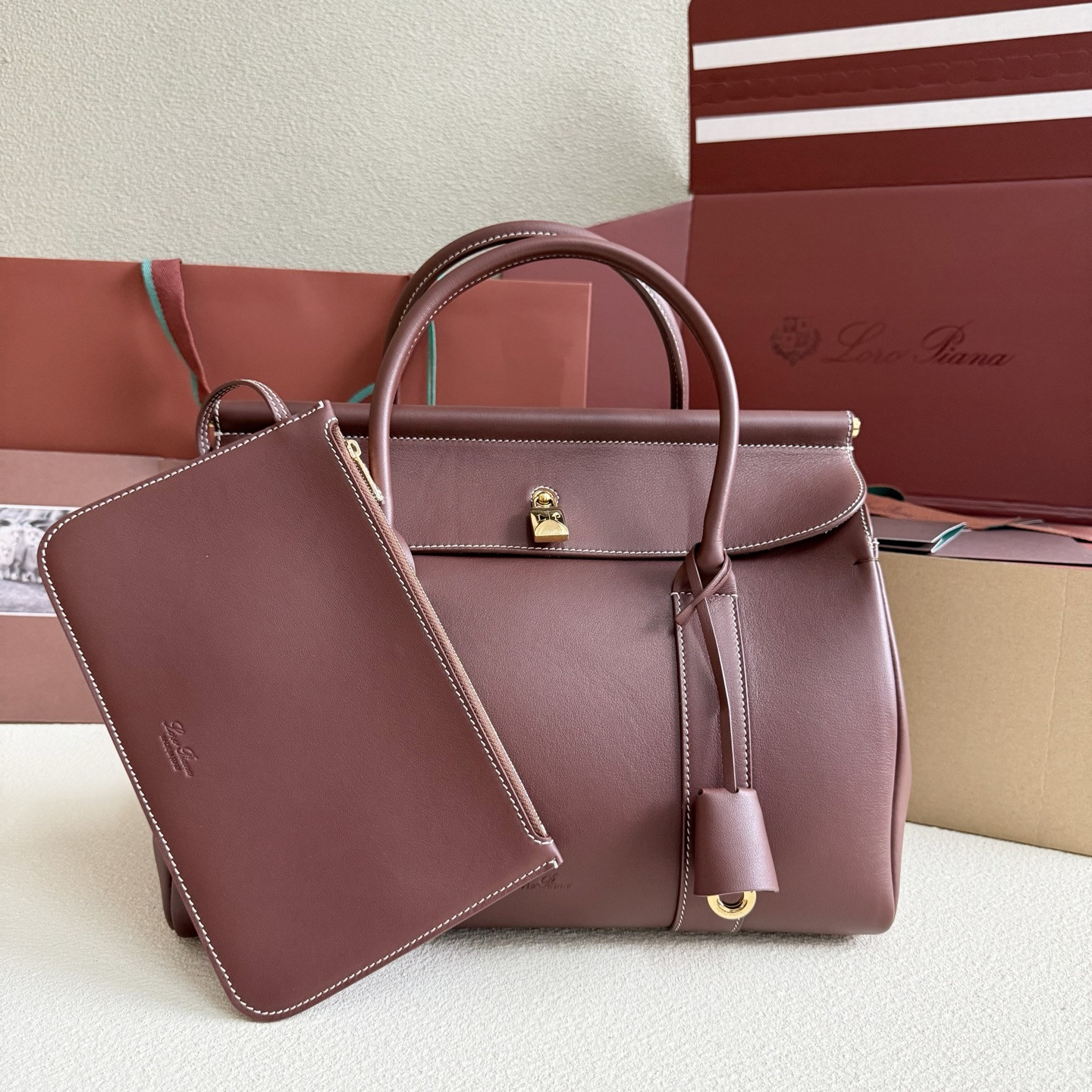 L**o p*ana loom l32 calfskin 33x23x18cm