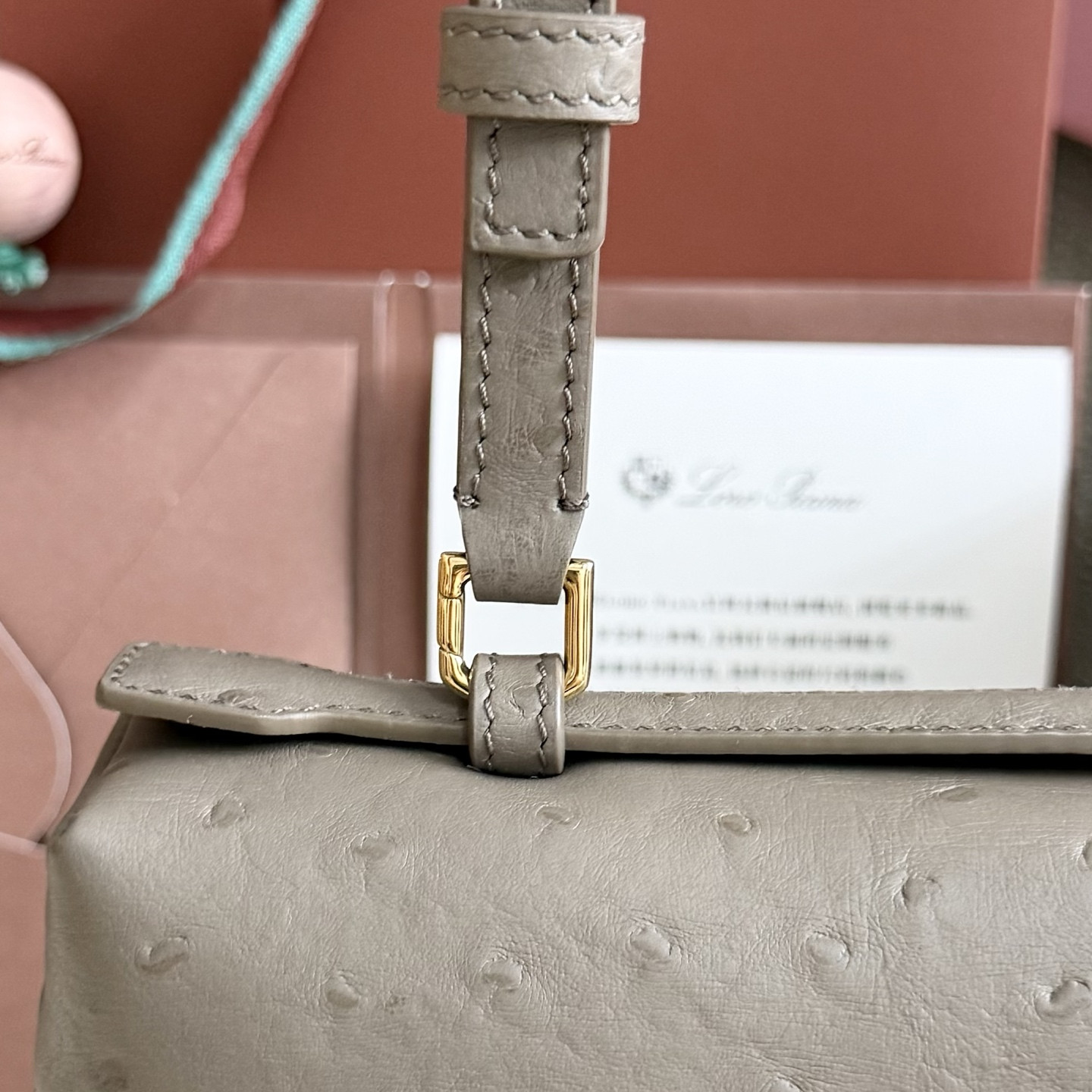 L**o p*ana extra pocket l27 ostrich-grained leather 16x27x10cm