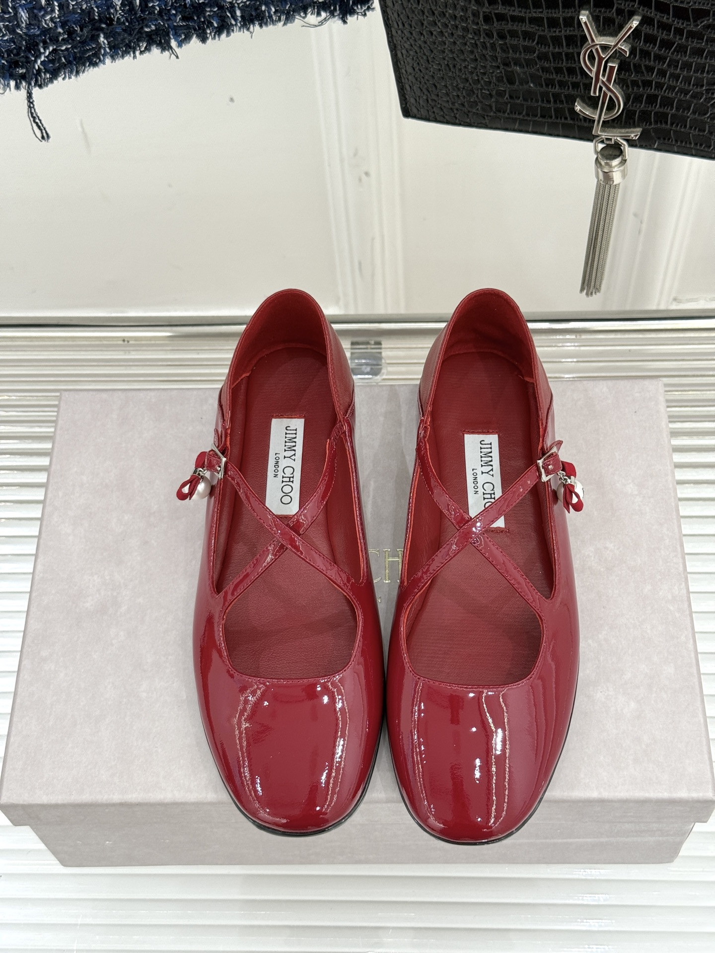 ua Ji*y Ch* eleri ballet flats