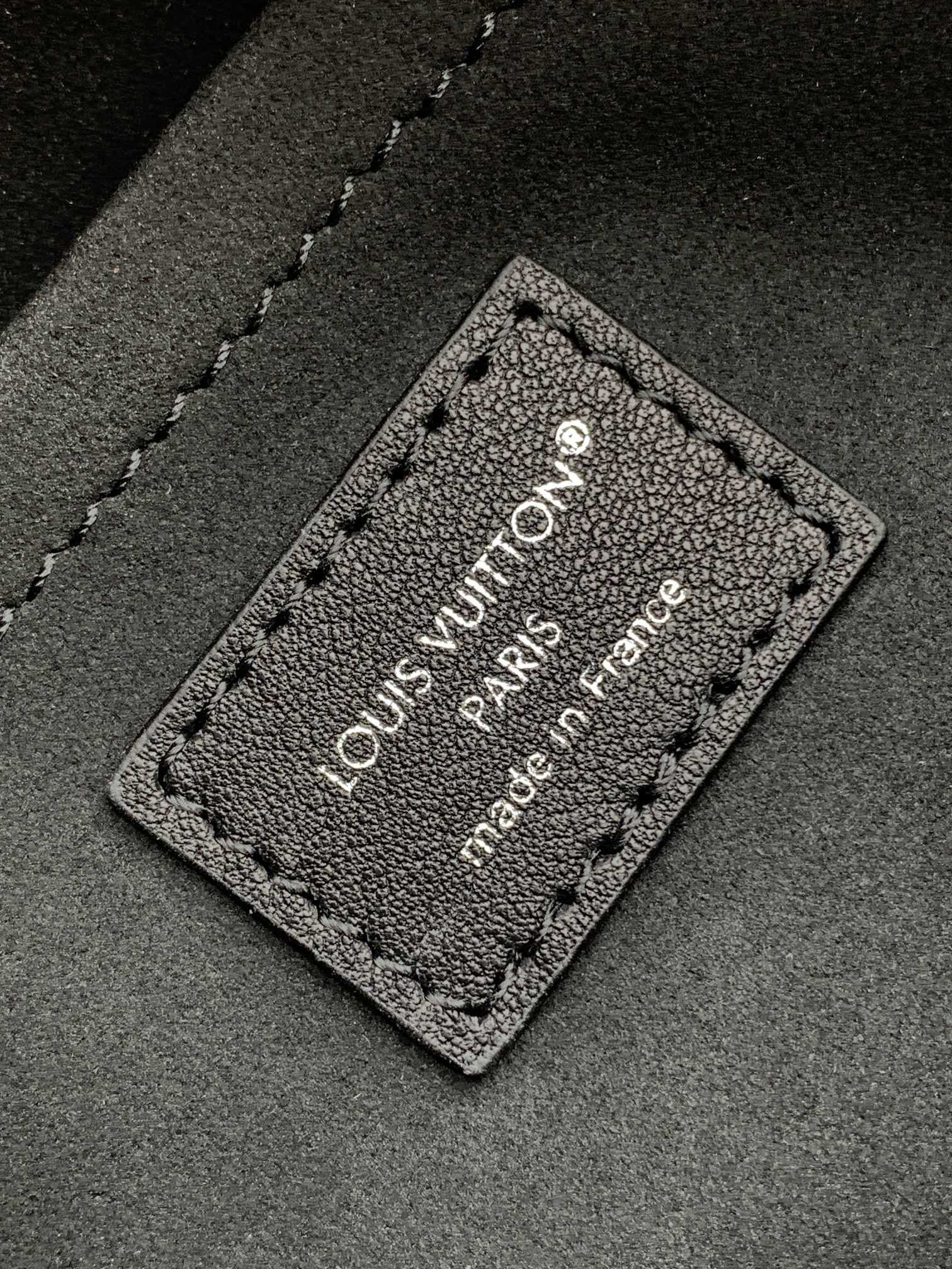 LV Monogram Bold Speedy 20 Trunk M14575 13.5 x 11 x 20.5 cm