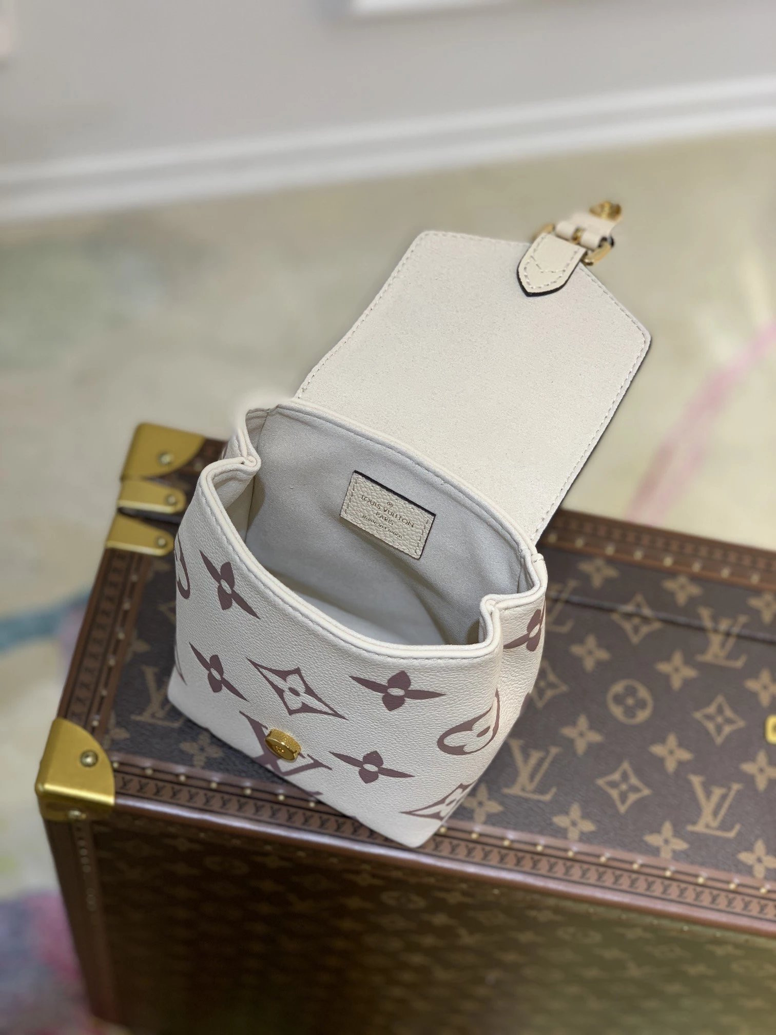 LV TINY BACKPACK M80783